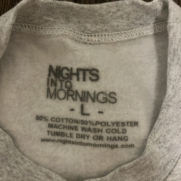 Electric Island - Nights into Mornings sweater - Picture 5 of 8